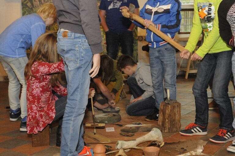 Museum Klok en Peel Spel Kwijt in de tijd — familie-kids in Deurne