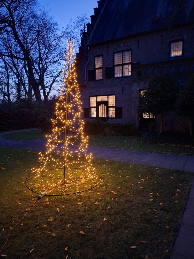 Open avond in kerstsfeer bij de Wieger – vrijdag 18 december 2026 — muziek in Deurne